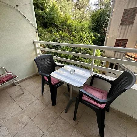 Апартаменты Quiet In Becici-next To Mediteran- Garage Free Будва